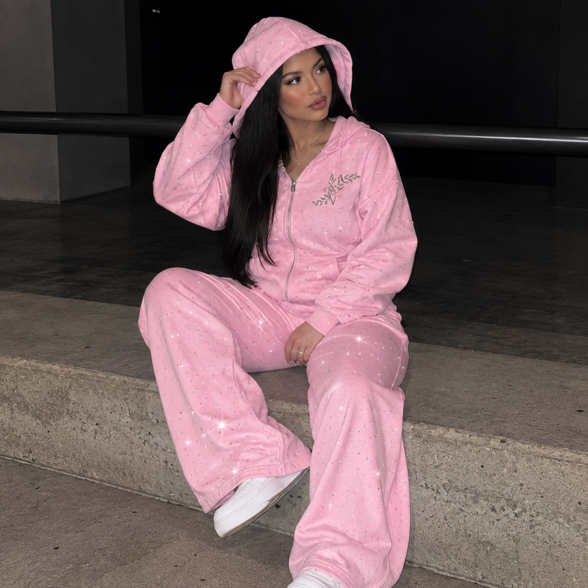 M&N Orgullo pink rhinestone sweatpants product photo